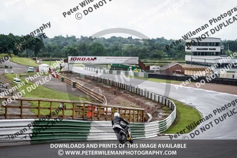 enduro digital images;event digital images;eventdigitalimages;mallory park;mallory park photographs;mallory park trackday;mallory park trackday photographs;no limits trackdays;peter wileman photography;racing digital images;trackday digital images;trackday photos